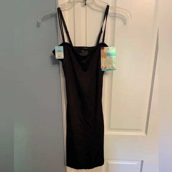 Assets By Spanx | Intimates & Sleepwear | Nwt Assets By Spanx Black Convertible Slip Dress Size M | Poshmark Assets By Spanx | Intimates & Sleepwear | Nwt Assets By Spanx Black Convertible Slip Dress Size M | Poshmark